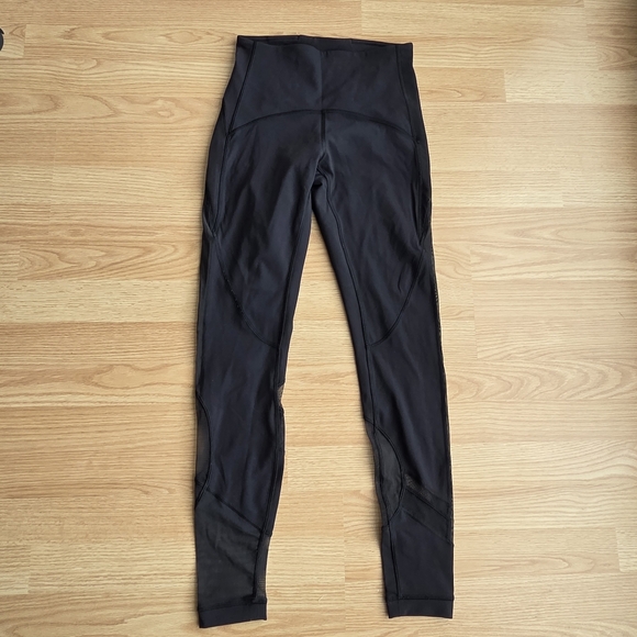 lululemon athletica Pants - LULULEMON Mesh Panel Legging
